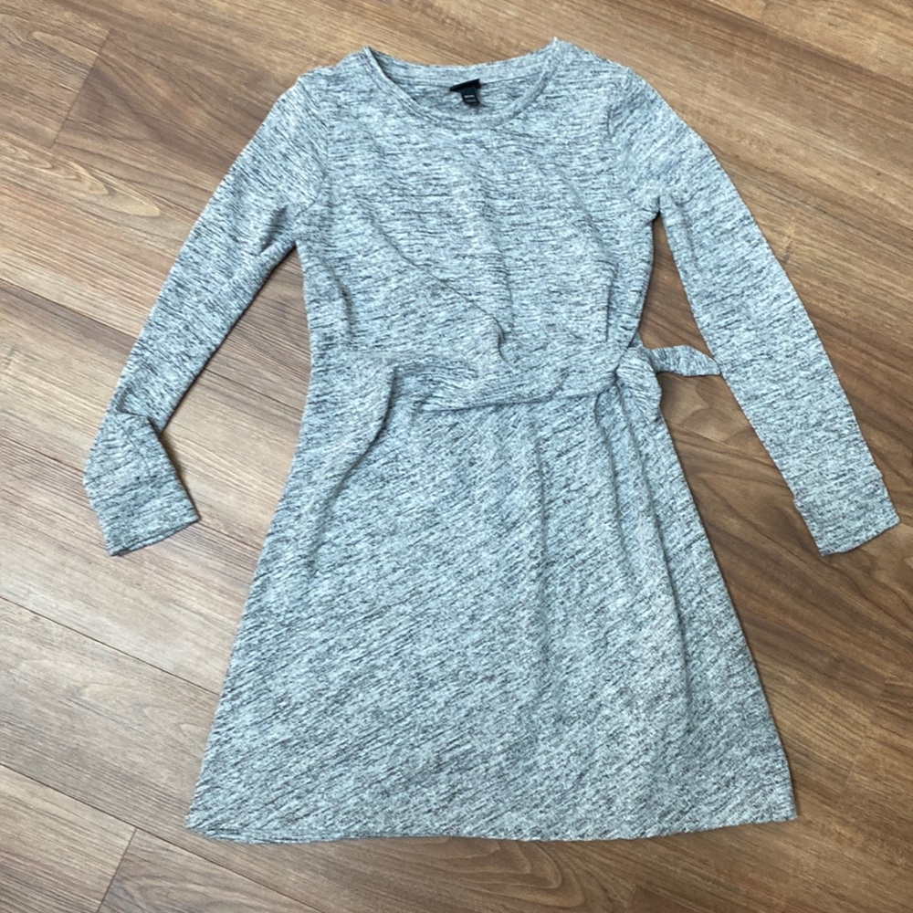 Bought new and never worn size 7/8 girls Art Class dress